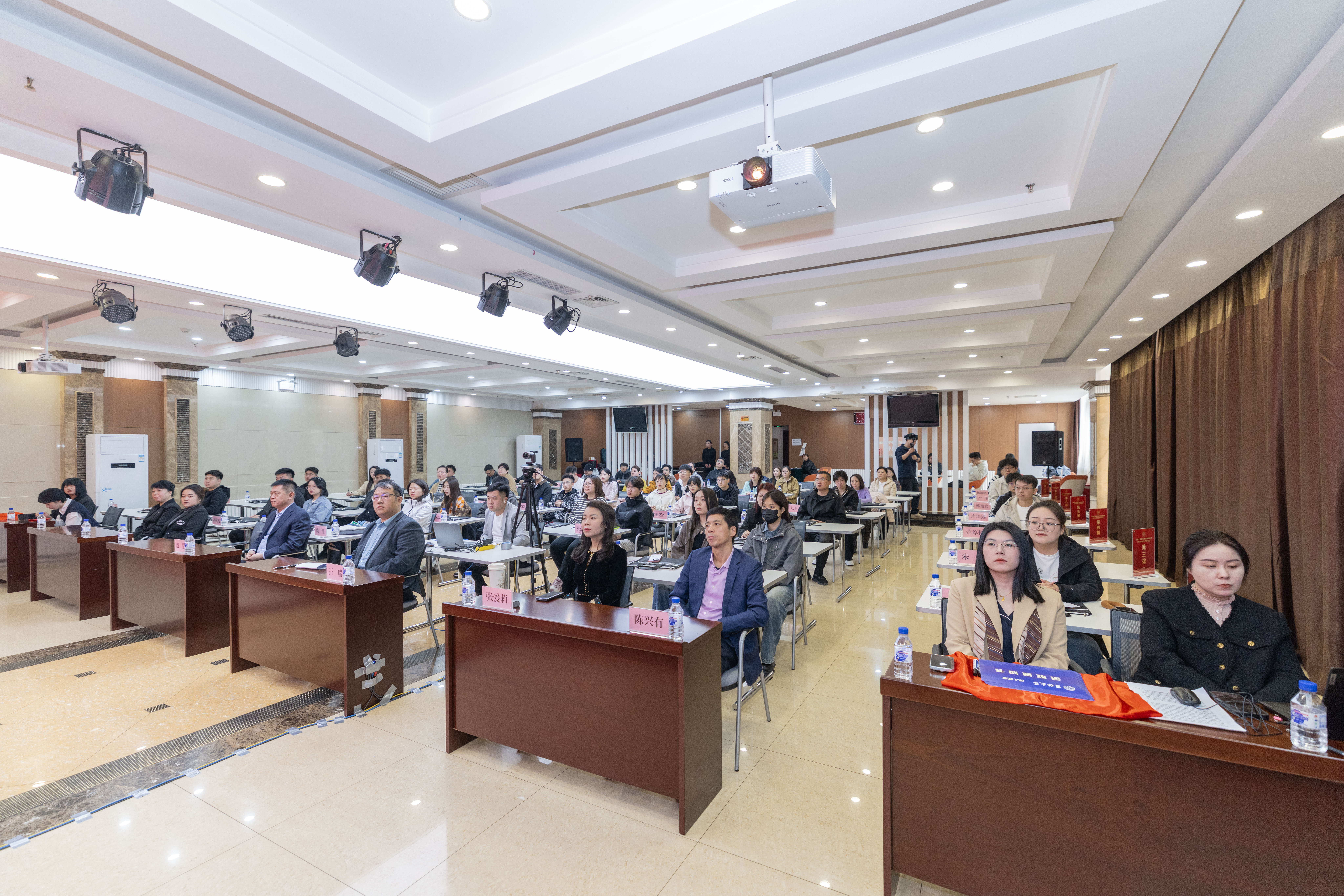 继续教育学院举行2026级高等学历继续教育新生开学典礼